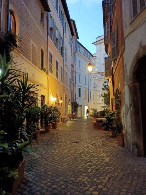 Locanda Cappellari - Campo De' Fiori Roma Exterior foto